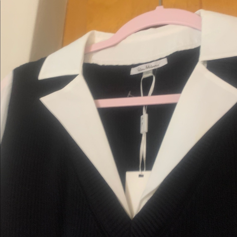 Black Knit Collared vest with White Collar(spare room) - Picture 3 of 5